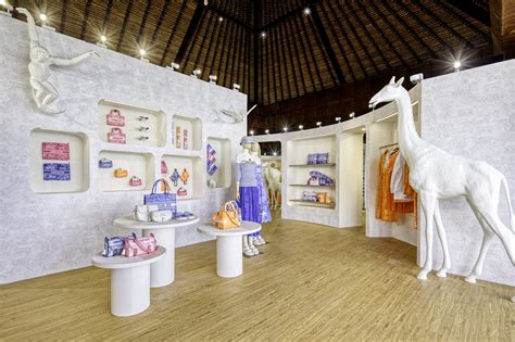 dior store bali.